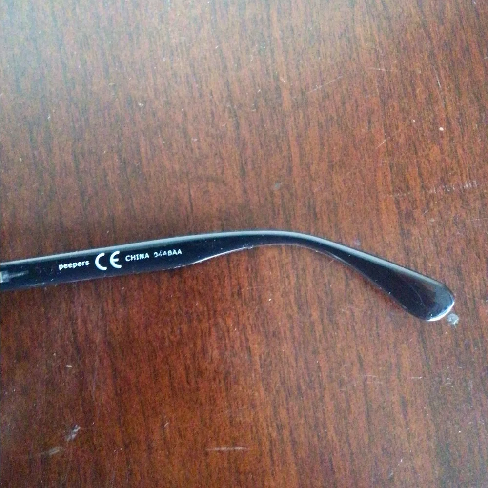 Peepers 2676 Smith Black Round Reading Glasses +2.50